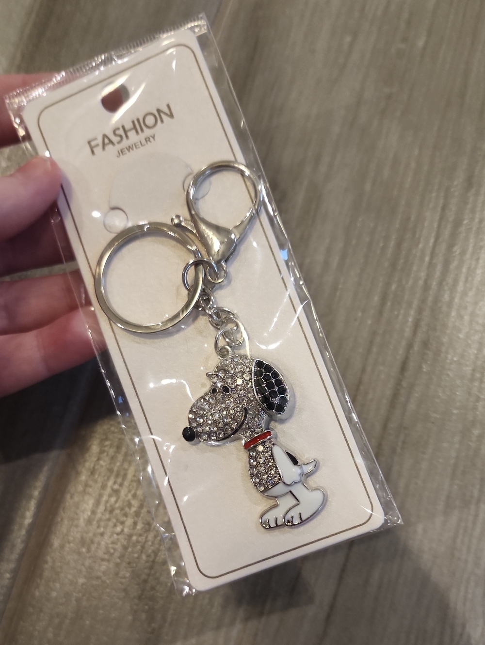 NWT Snoopy Keychain/Charm (White/Silver)